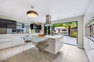 Photo 9- click for photo gallery